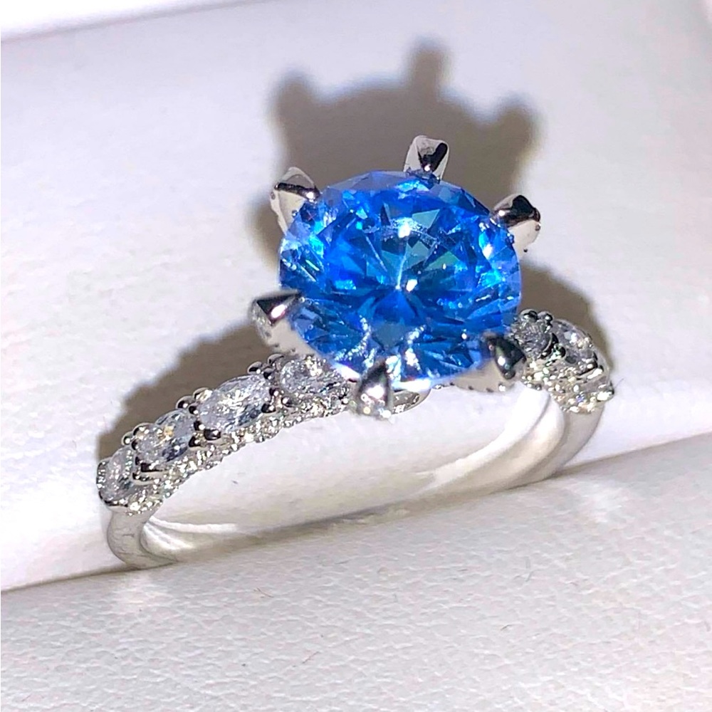 Princess cut ring Blue Moissanite ring with 8 cubic zirconiums & 8 moissanites